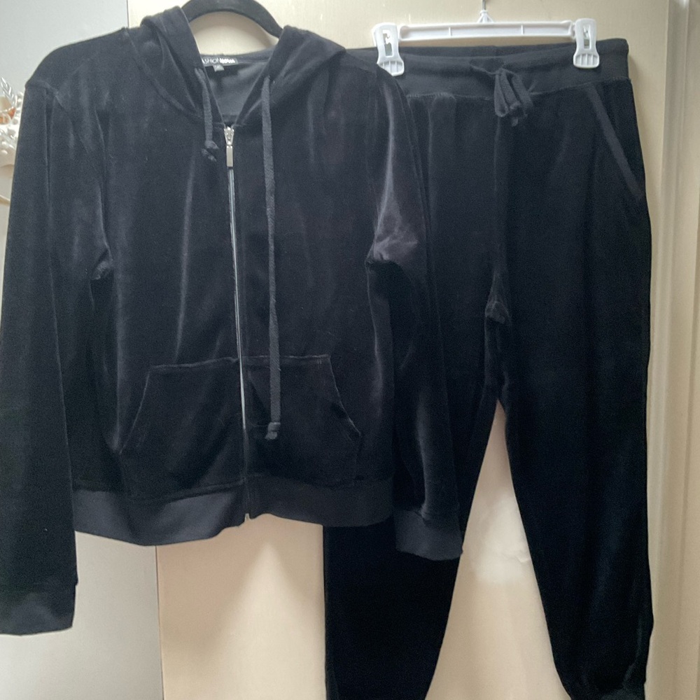 Fashion Nova Black Velour Tracksuit
